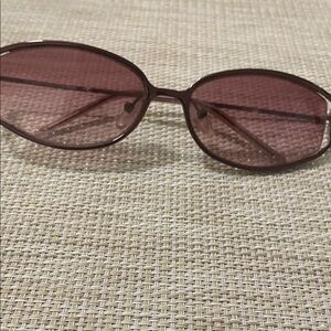 Fendi Rose-Tinted Oval Sunglasses